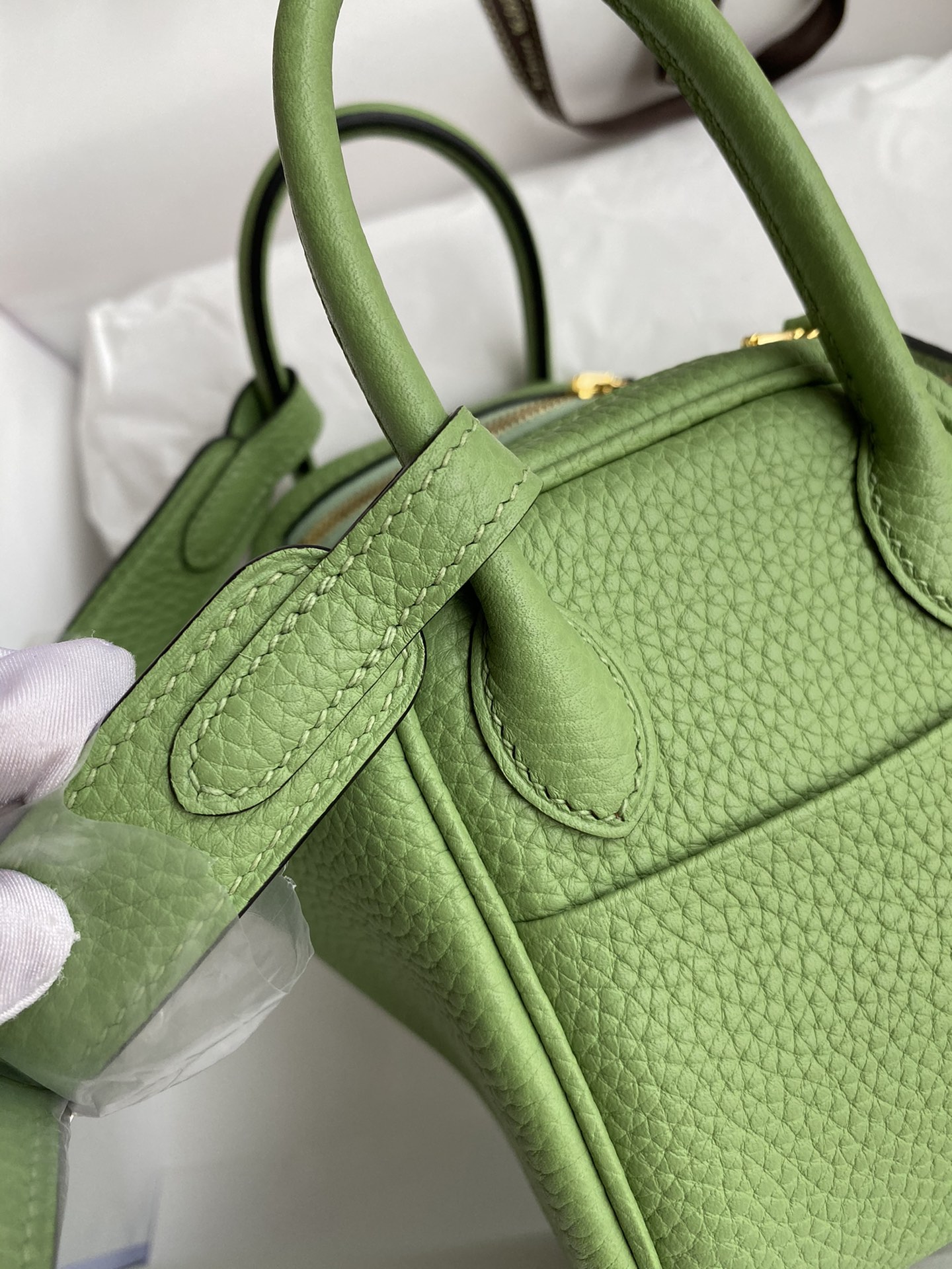 Hermes Mini Lindy 19cm Handbag Shoulder Bag In Green Kiwi Clemence Leather